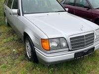 Gebraucht Mercedes 250 113 PS (83 kW) 1994 Silber Kombi