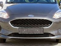 Gebraucht Ford Fiesta Trend 101 PS (74 kW) 2018 Grau / metallic Kleinwagen