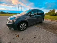 Używany VW Touran Active 150 KM (110 kW) 2021 Minivan