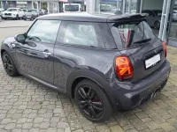 Gebraucht Mini John Cooper Works 231 PS (169 kW) 2019 Schwarz Kleinwagen