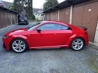 Gebraucht Audi TT Competition 197 PS (144 kW) 2022 Rot Coupé