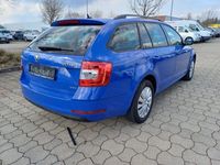 gebraucht Skoda Octavia Combi Ambition 4x4/DSG/AHK