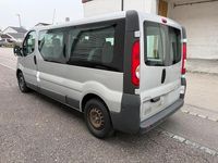 Gebraucht Opel Vivaro 114 PS (83 kW) 2014 Silber Van / Kleinbus