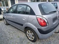 Gebraucht Kia Rio 102 PS (75 kW) 2006 Limousine