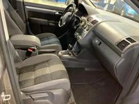 Gebraucht VW Touran 116 PS (85 kW) 2004 Silber Van / Kleinbus