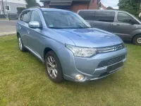 Gebraucht Mitsubishi Outlander P-HEV Plus 121 PS (88 kW) 2014 Blau SUV