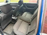 Gebraucht VW Passat 101 PS (74 kW) 2003 Blau Kombi