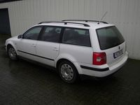 Gebraucht VW Passat 116 PS (85 kW) 2001 Weiß Kombi