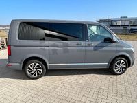 Gebraucht VW Multivan Generation Six 204 PS (150 kW) 2022 Grau Van