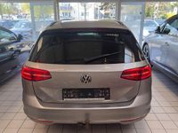 Gebraucht VW Passat Comfortline 150 PS (110 kW) 2017 Grau Kombi