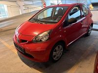 Gebraucht Toyota Yaris 65 PS (47 kW) 2007 Rot Kleinwagen