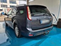 Gebraucht Ford Focus Titanium 109 PS (80 kW) 2011 Grau Kombi