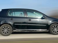 Gebraucht VW Golf V 102 PS (75 kW) 2004 Schwarz Kleinwagen