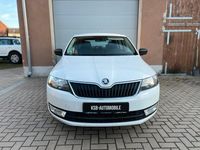 Gebraucht Skoda Rapid 86 PS (63 kW) 2015 Weiß Kleinwagen