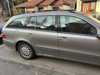 Gebraucht Mercedes E200 163 PS (119 kW) 2004 Gold Limousine