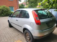 Gebraucht Ford Fiesta 60 PS (44 kW) 2002 Silber Kleinwagen