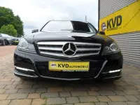 Gebraucht Mercedes C180 156 PS (114 kW) 2014 Schwarz Kombi