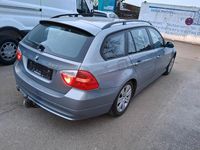 Gebraucht BMW 320 150 PS (110 kW) 2006 Grau Kombi