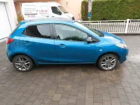 Gebraucht Mazda 2 84 PS (61 kW) 2013 Blau Kleinwagen