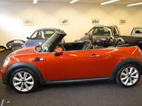 Second-hand Mini Cooper Cabriolet 122 CP (89 kW) 2011 Portocaliu Cabrio