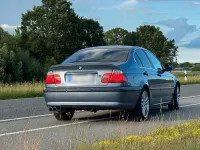 Gebraucht BMW 325 192 PS (141 kW) 2002 Blau Limousine