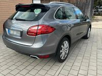 Gebraucht Porsche Cayenne 245 PS (180 kW) 2012 Grau SUV
