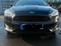 Gebraucht Ford Focus 120 PS (88 kW) 2018 Schwarz Kombi