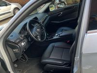 Gebraucht Mercedes E350 Avantgarde 231 PS (169 kW) 2010 Silber Limousine
