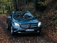 Gebraucht Mercedes GLA180 122 PS (89 kW) 2015 Grau SUV