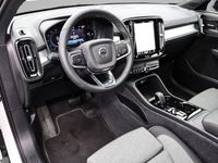 Gebraucht Volvo XC40 Plus 163 PS (119 kW) 2023 Weiß SUV