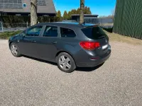 Usata Opel Astra 110 CV (80 kW) 2012 Grigio Station wagon