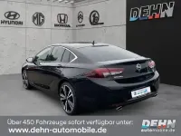 Second-hand Opel Insignia Dynamic 209 CP (153 kW) 2020 Negru Berlinǎ
