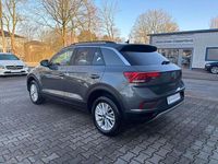 Second-hand VW T-Roc Life 150 CP (110 kW) 2022 Gri SUV