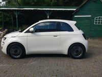 Gebraucht Fiat 500e Icon 86 kW (118 PS) 2022 Weiß Kleinwagen