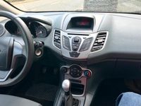 Gebraucht Ford Fiesta 60 PS (44 kW) 2010 Rot Kleinwagen