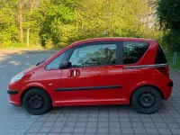 Gebraucht Peugeot 1007 88 PS (64 kW) 2006 Rot Van / Kleinbus