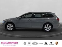 Gebraucht VW Passat Basis 150 PS (110 kW) 2022 Kombi