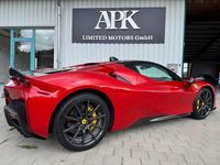 Gebraucht Ferrari SF90 2022 Rot