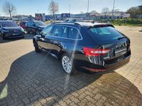 Gebraucht Skoda Superb Ambition 150 PS (110 kW) 2024 Schwarzmagic perleffekt Kombi