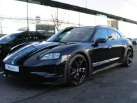 Neu Porsche Taycan 319 kW (435 PS) 2026 Tiefschwarzmetallic (metallic) Limousine