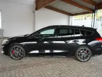 Gebraucht Ford Focus ST 190 PS (139 kW) 2020 Agate black metallic Kombi