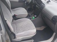 Gebraucht Opel Zafira Executive 125 PS (91 kW) 2000 Van / Kleinbus