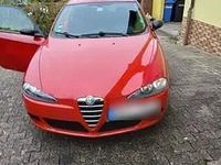Gebraucht Alfa Romeo 147 Distinctive 105 PS (77 kW) 2004 Rot Kleinwagen