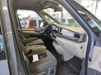 Second-hand VW Multivan Basis 150 CP (110 kW) 2023 Gri Monovolum