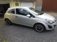 Gebraucht Opel Corsa 75 PS (55 kW) 2014 Silber Kleinwagen