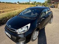 Gebraucht Kia Rio Edition 7 84 PS (61 kW) 2015 Schwarz Kleinwagen