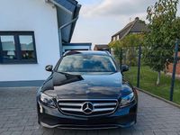 Gebraucht Mercedes E220 Avantgarde 194 PS (142 kW) 2017 Schwarz Kombi