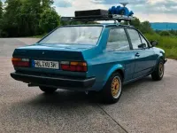 Używany VW Derby 40 KM (29 kW) 1982 Niebieski Sedan/Limuzyna