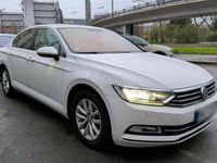 Gebraucht VW Passat 120 PS (88 kW) 2018 Weiß Limousine