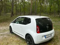 Second-hand VW up! CLUB 75 CP (55 kW) 2015 Alb Hatchback